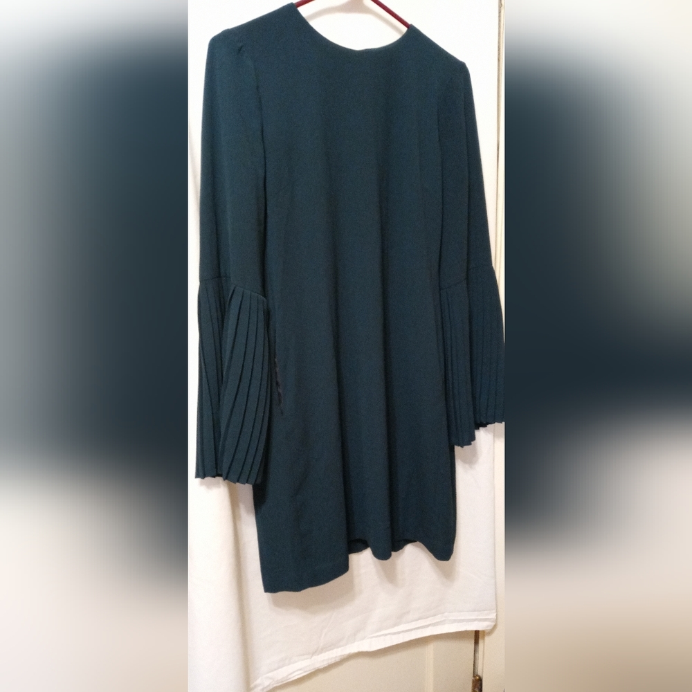 Maggy London Hunter Green Midi Dress with Bell Pleated Sleeves